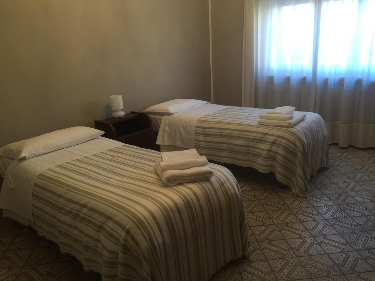 Casa Salice Apartment Racconigi ภายนอก รูปภาพ